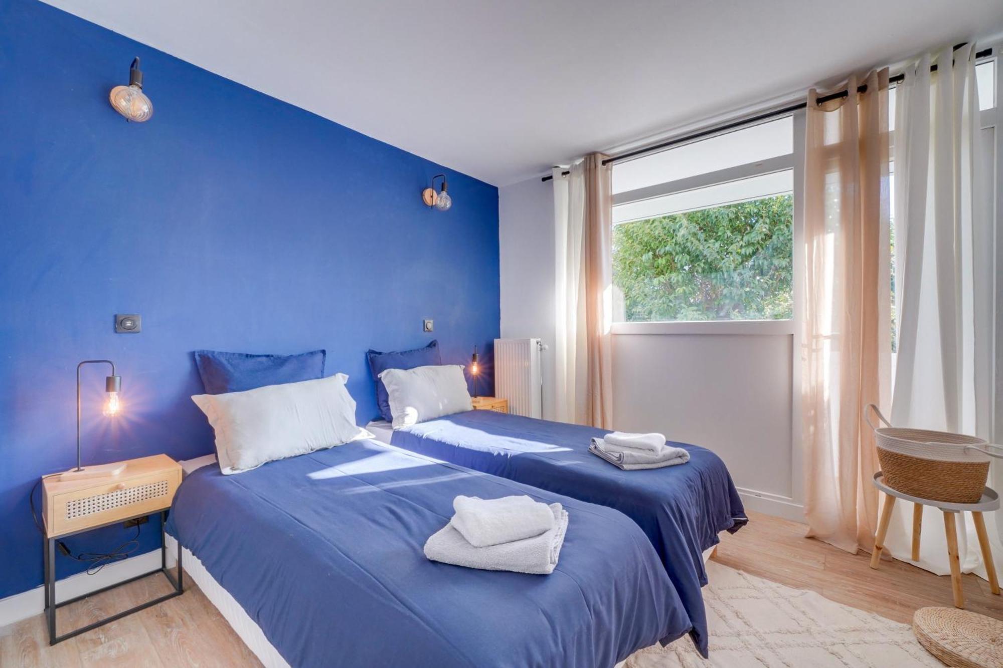 Fridhome Jacuzzi Parking Wifi Fibre 2Min Tram Bruges Exterior foto